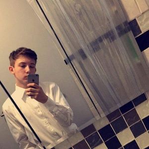 Meet your Posher, Kyle